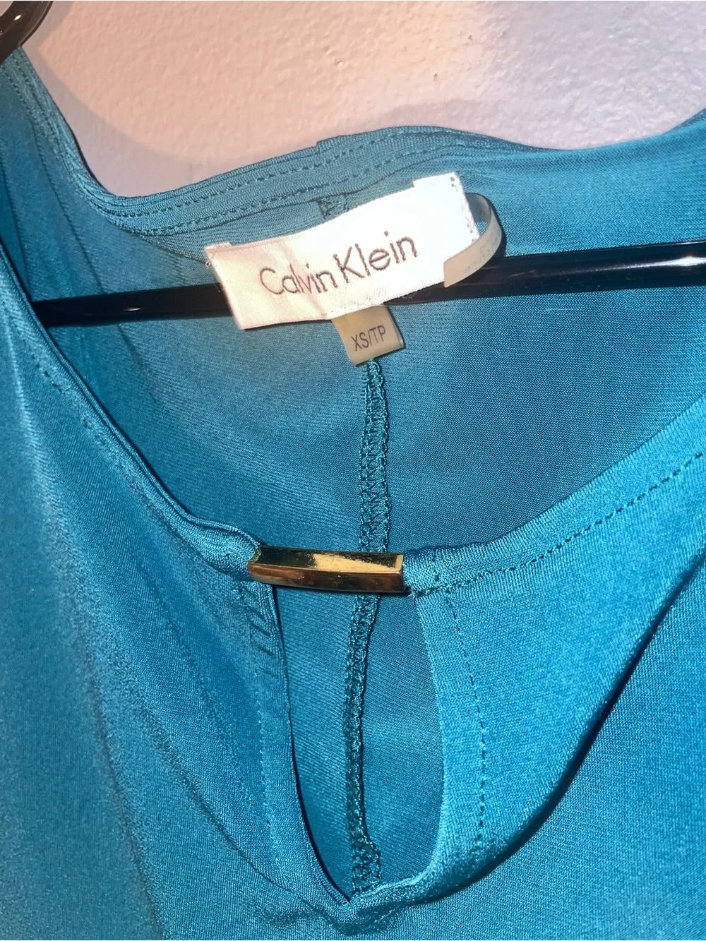 Calvin Klein - Picture 2 of 2